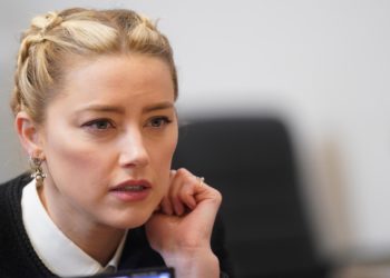 Amber Heard paga un millón de dólares a Johnny Depp un año después de su mediático juicio