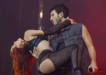 Aitana y Yatra hacen bailar a tres generaciones de espectadores en su concierto en Madrid