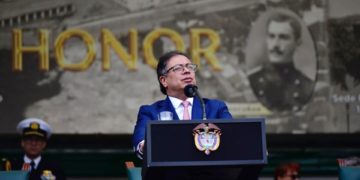 Petro retira del Gobierno a su jefa de Gabinete y al embajador en Venezuela tras un escándalo