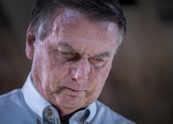 Bolsonaro se disculpa por divulgar una desinformación sobre las vacunas anticovid