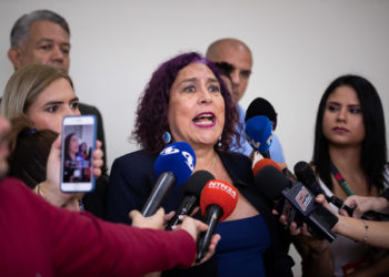 Tamara Adrián se postula a las elecciones primarias