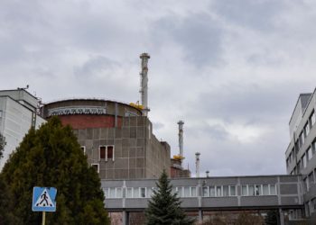 Rusia afirma que Ucrania efectuó por tercer día una ofensiva nocturna en Zaporiyia