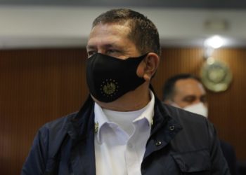 La Policía acusa de «apología del delito» a periodistas conocedores del pacto con maras
