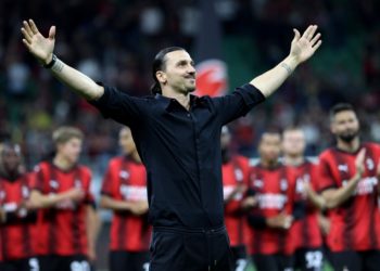 Ibrahimovic se retira del fútbol