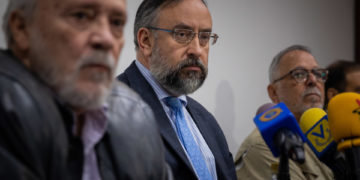 La oposición renuncia al apoyo del CNE para las elecciones primarias