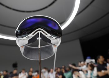 Apple se lanza al mundo de la realidad virtual y anuncia sus gafas de realidad mixta