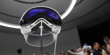 Apple se lanza al mundo de la realidad virtual y anuncia sus gafas de realidad mixta