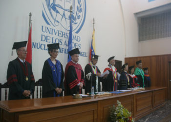 En su 51 aniversario, NURR egresó 139 profesionales