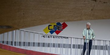 Renuncia de rectores chavistas del CNE pone alto a apoyo técnico de la primaria