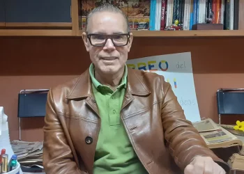 Luis Vicente León asegura que límites de infraestructura y energía impiden recuperar el aparato productivo