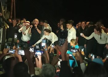 María Corina Machado llegó a «llenar de luz las calles de Boconó»