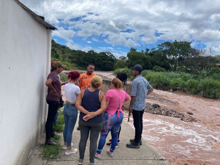 Comunidades en riesgo realizarán las alertas tempranas por lluvias en el Táchira