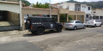 Acoso a los precandidatos parece la norma en la precampaña de la primaria