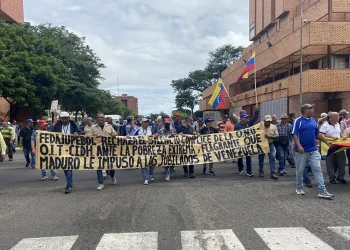 Sidor disuelve protesta laboral de 7 días con detenciones y criminalización de 19 manifestantes