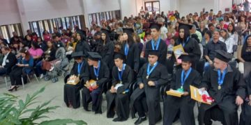 13 Jóvenes con condición especial, egresaron del Taller de Educación Laboral San Cristóbal