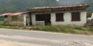 Damnificados de Los Llanitos en La Puerta cumplen 1 año en espera de ser reubicados