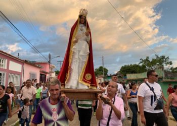 Virgen de la Paz y reliquia de la Coromoto visitaron a las Mesetas de Chimpire