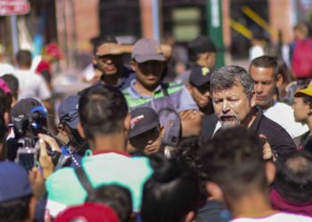 Un proyecto de ley bipartidista quiere dar estabilidad a venezolanos de EEUU
