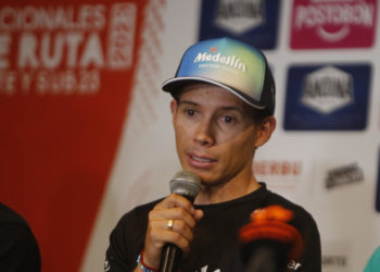‘Supermán’ López reina en La Línea y gana su cuarta etapa en la Vuelta a Colombia