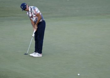 Golf | Fowler confirma que va muy en serio en el Abierto de EE.UU. y Rahm roza la eliminación