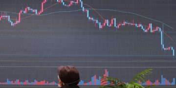 EE.UU. demanda a la plataforma de criptomonedas Coinbase, que se hunde en la Bolsa