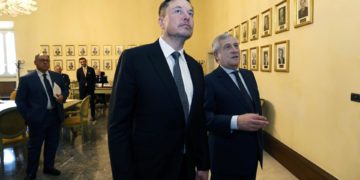 Musk: «Hay que regular la Inteligencia Artificial, no estoy seguro que haya que hacerlo con Twitter»