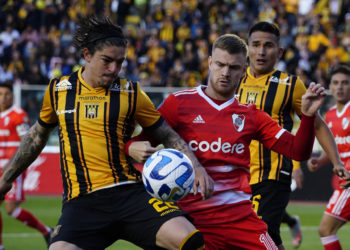 Un duelo con mucho por perder entre River Plate y The Strongest