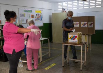 Casi 25.000 migrantes venezolanos han actualizado sus datos para votar en las primarias