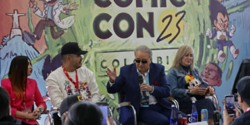 Carlos «Kiko» Villagrán y actores de voz llenan de vida la apertura de Comic Con en Bogotá