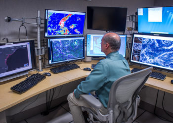 Una onda tropical atlántica podría convertirse en depresión y amenza el Caribe oriental