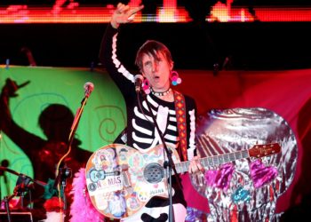 La banda colombiana Aterciopelados iniciará una gira de ocho conciertos por Europa