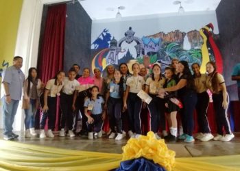 Clausura por todo lo alto de los XIX Juegos Deportivos Escolares Junín  2023