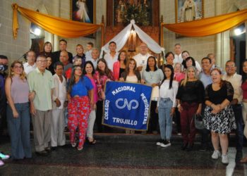 Padre Juan C Negretti: «Los periodistas deber ser sacerdotes de la verdad»