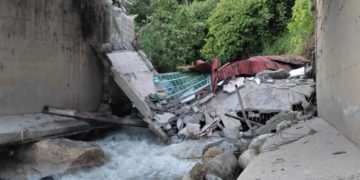 Desplome del puente de Las Tienditas: alerta de posible colapso de otros puentes por falta de atención gubernamental