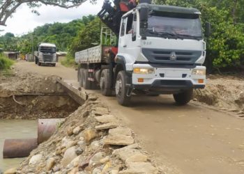A cuatro meses del colapso continúan los trabajos para desmantelar el puente de Onia