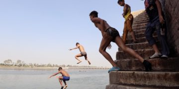 Los científicos afirman que seguirá la subida de temperaturas, tras dos récord esta semana