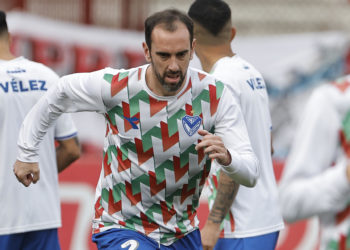 Diego Godín se despide oficialmente con un «gracias, fútbol»