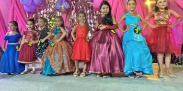 Daniela Benítez es la mini reina de las ferias de Sabana de Mendoza
