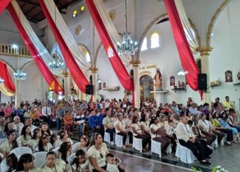 Dos celebraciones Eucarísticas en el día de la Virgen del Carmen