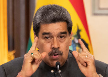 Maduro pide repudiar el llamado a «nuevas sanciones» contra Venezuela por parte de Guaidó