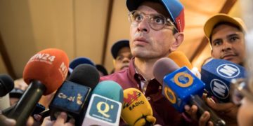 Capriles pide al antichavismo debatir posibles escenarios ante «amenazas» a las primarias