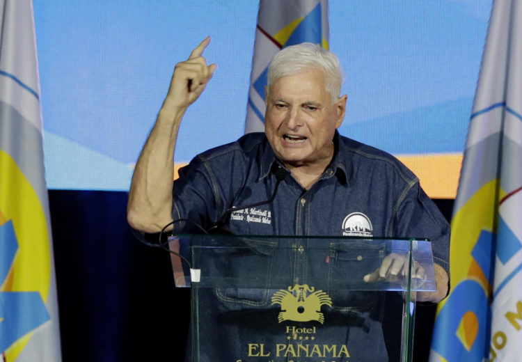 Fotografía de archivo del 4 de junio de 2023, del expresidente panameño Ricardo Martinelli en Ciudad de Panamá (Panamá). . EFE/ Bienvenido Velasco
