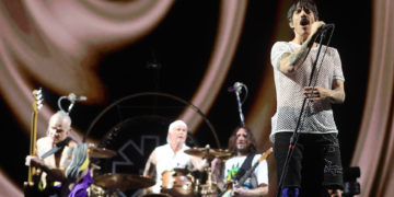 Colapsos y unos Red Hot Chili Peppers de altura en la clausura de Mad Cool 2023