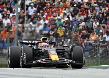 Verstappen más líder al ganar también en Austria, donde ‘Checo’ fue tercero