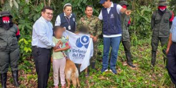 El ELN libera a sargento y sus dos hijos secuestrados esta semana en el noreste de Colombia