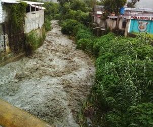 Las lluvias crean situación de riesgo en La Segovia en Boconó