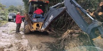 Despejan nueve deslizamientos en la vía Boconó-Guaramacal