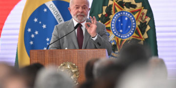 Lula anuncia medidas para combatir la violencia en la Amazonía y en las escuelas