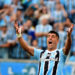 Luis Suárez se trata la rodilla en medio de las dudas sobre su continuidad en el Gremio