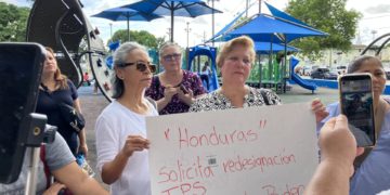 La ley «antiinmigrantes» de Florida entra en vigor en medio del miedo y la protesta